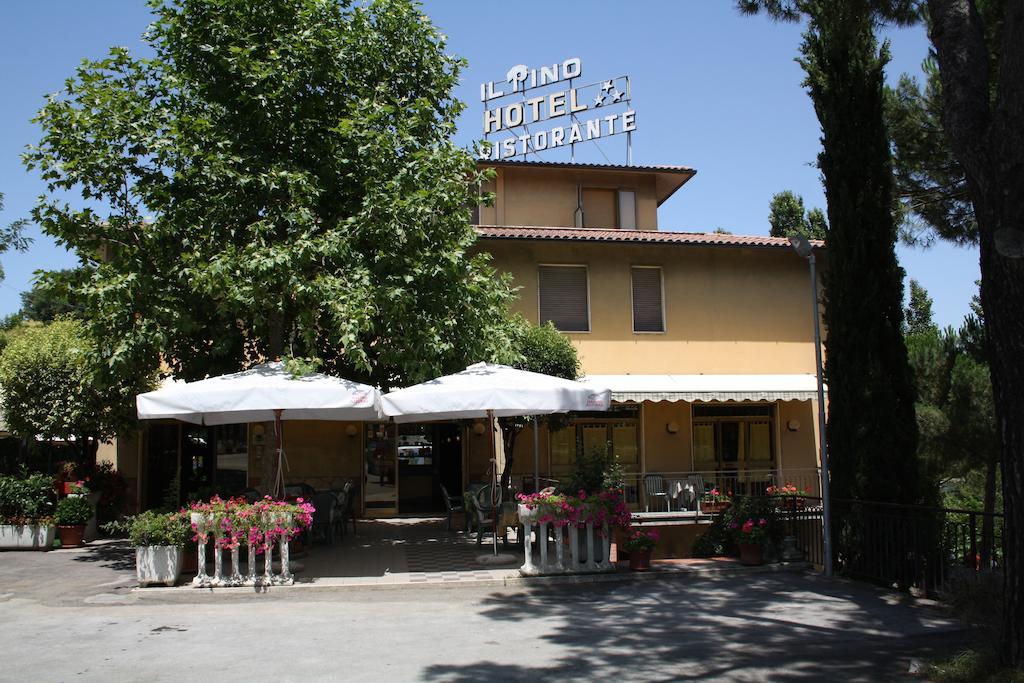 Hotel Ristorante Il Pino Chiusi Exterior photo